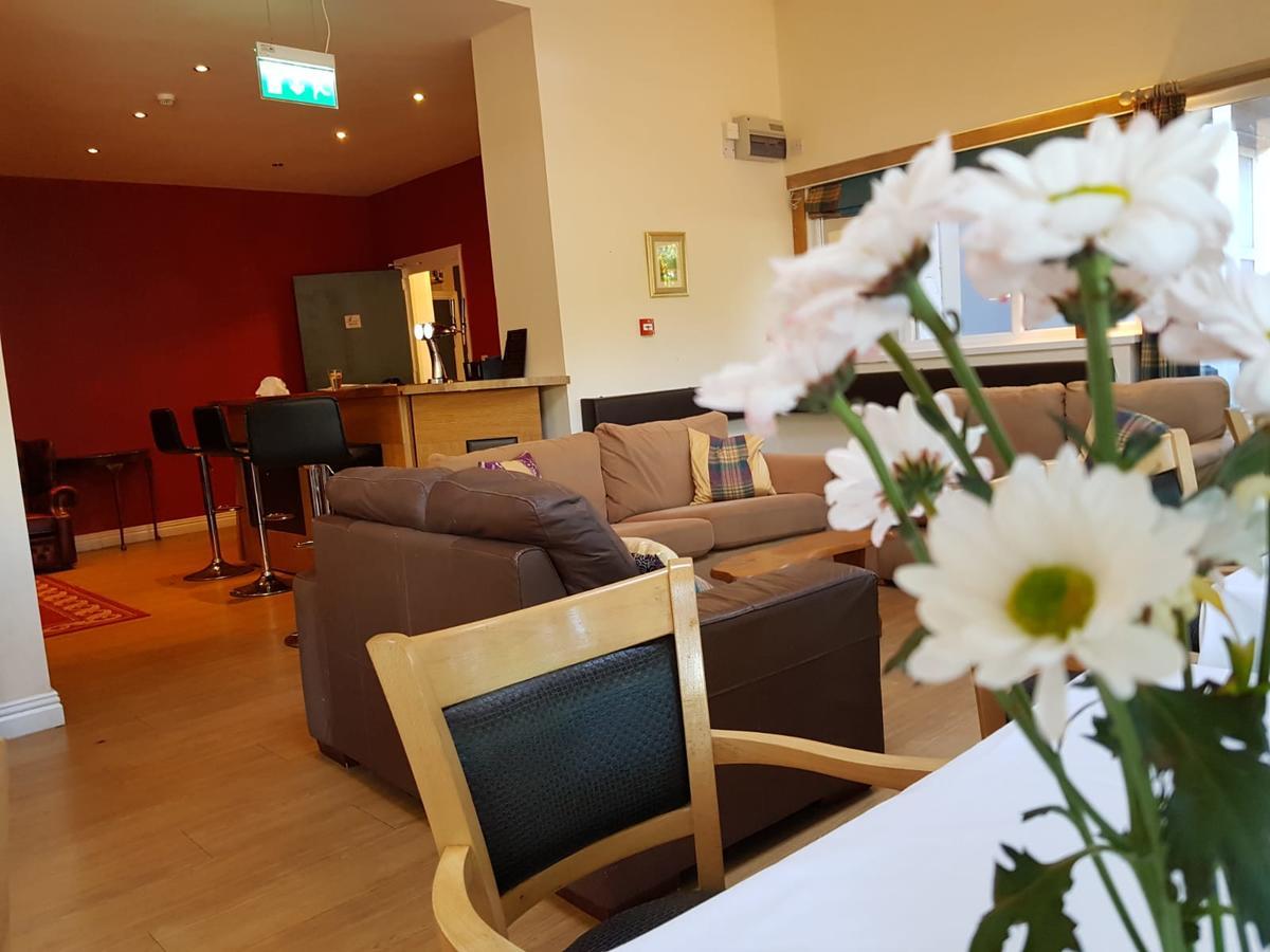 ويلينغبوره Finedon Lodge المظهر الخارجي الصورة